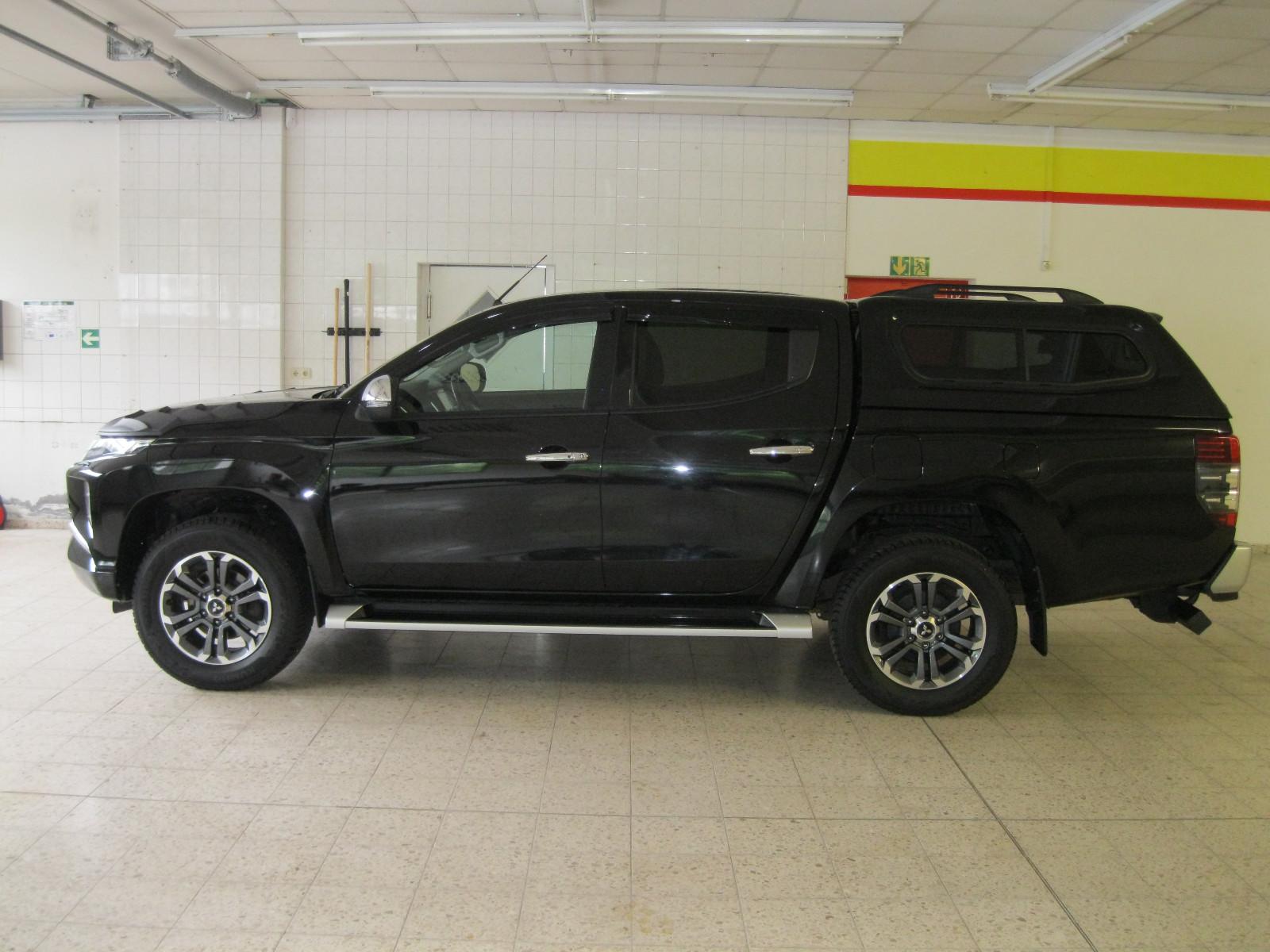 Mitsubishi L200 Doppelkabine Select 4WD - 3,1t Anhängelast