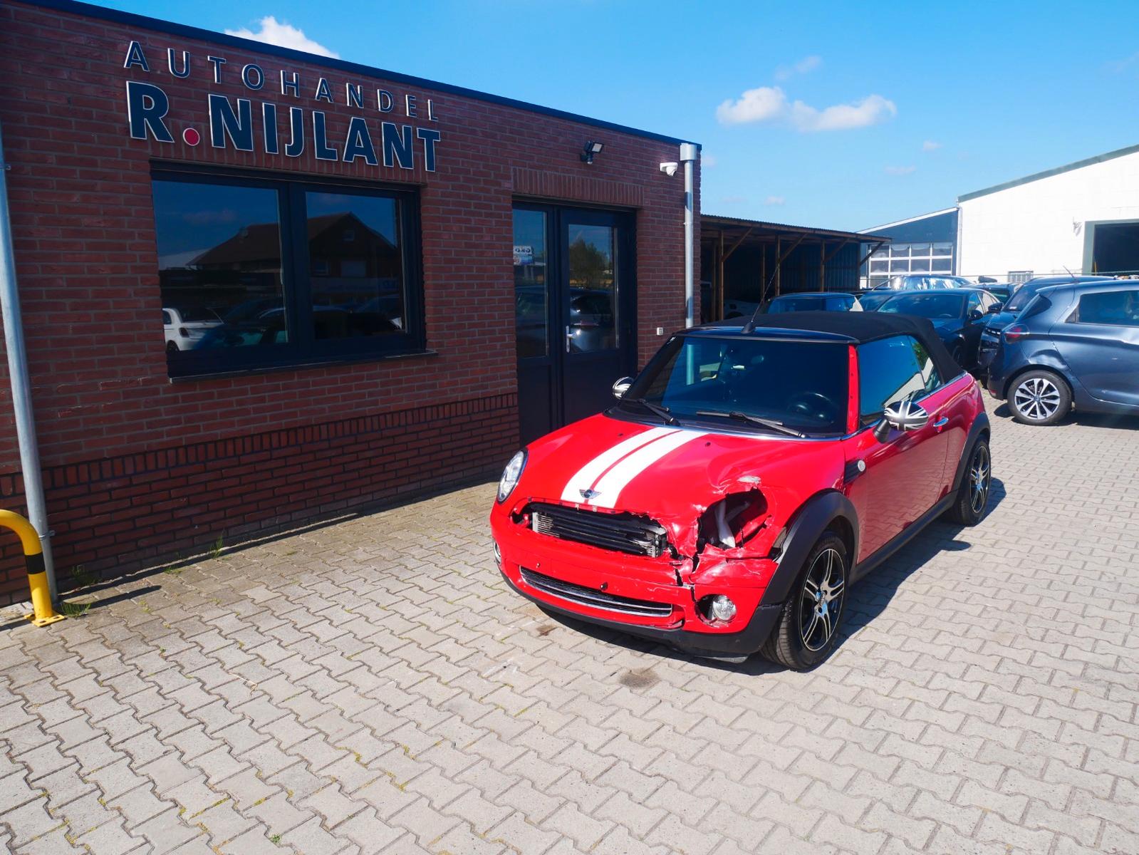 MINI Cooper Cabrio