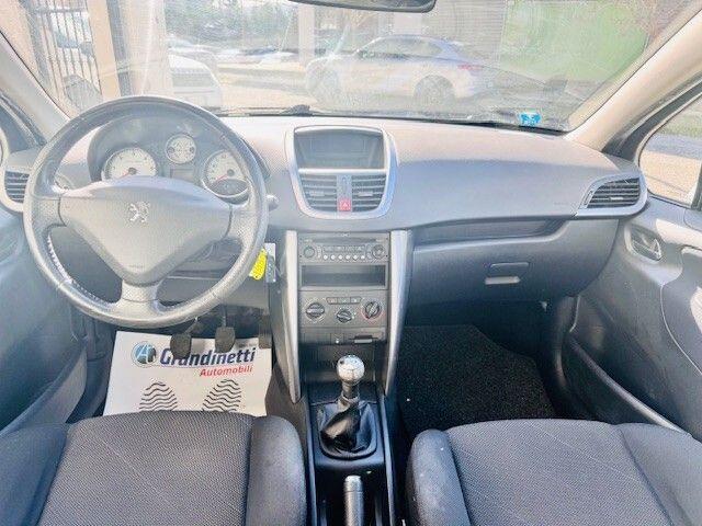 Peugeot 207 2008 — photo 6