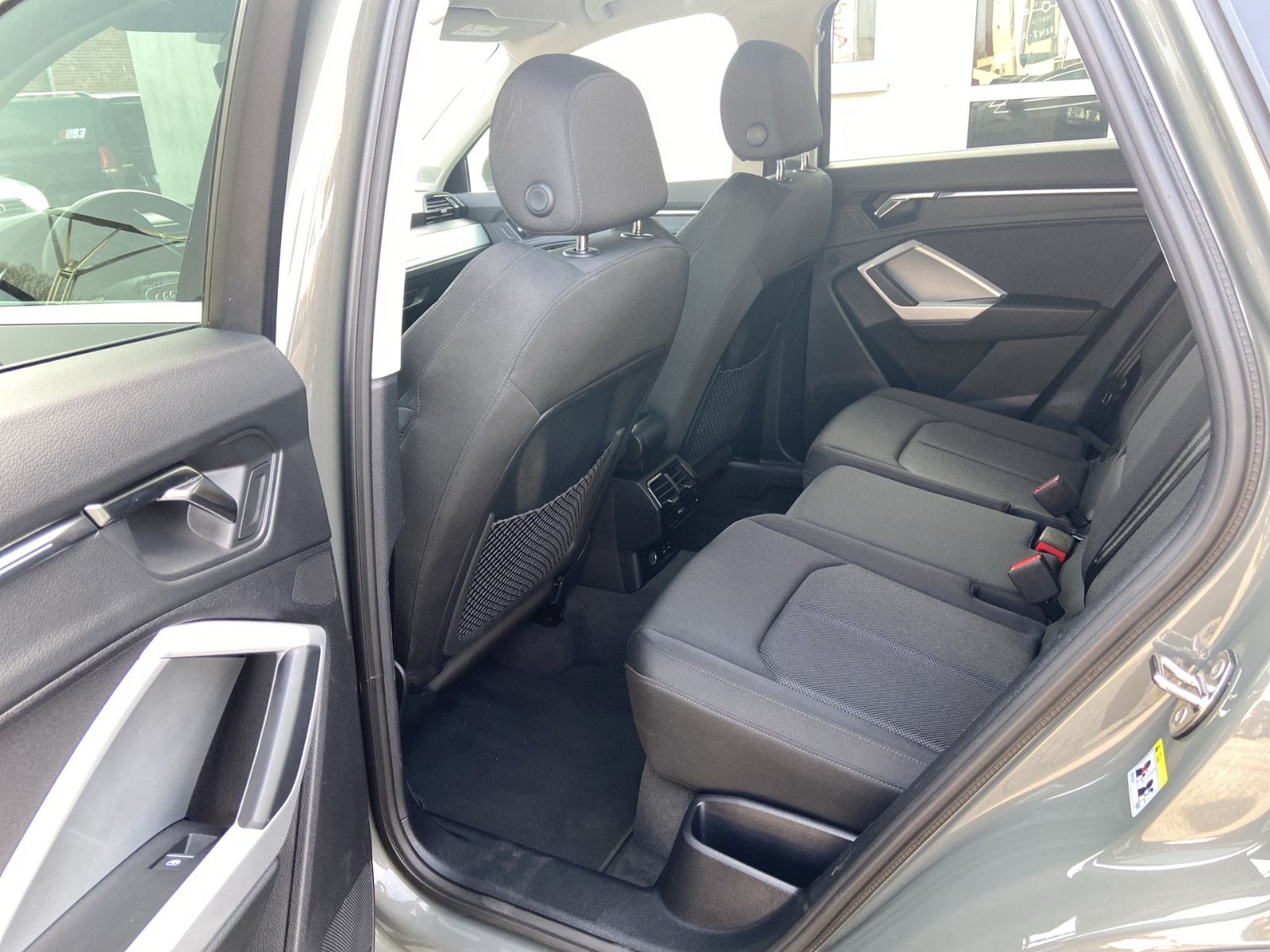 Audi Q3 45 TFSI e Matrix/Navi/RFK/AHZ/DAB/ACC/Busines foto 17