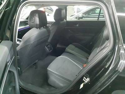 Passat Variant 1.5 eHybrid BUSINESS NAVI+AHK+KAM