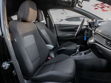 Hyundai Bayon 1.0 Trend 2WD Kamera Navi Spurhalteassi.