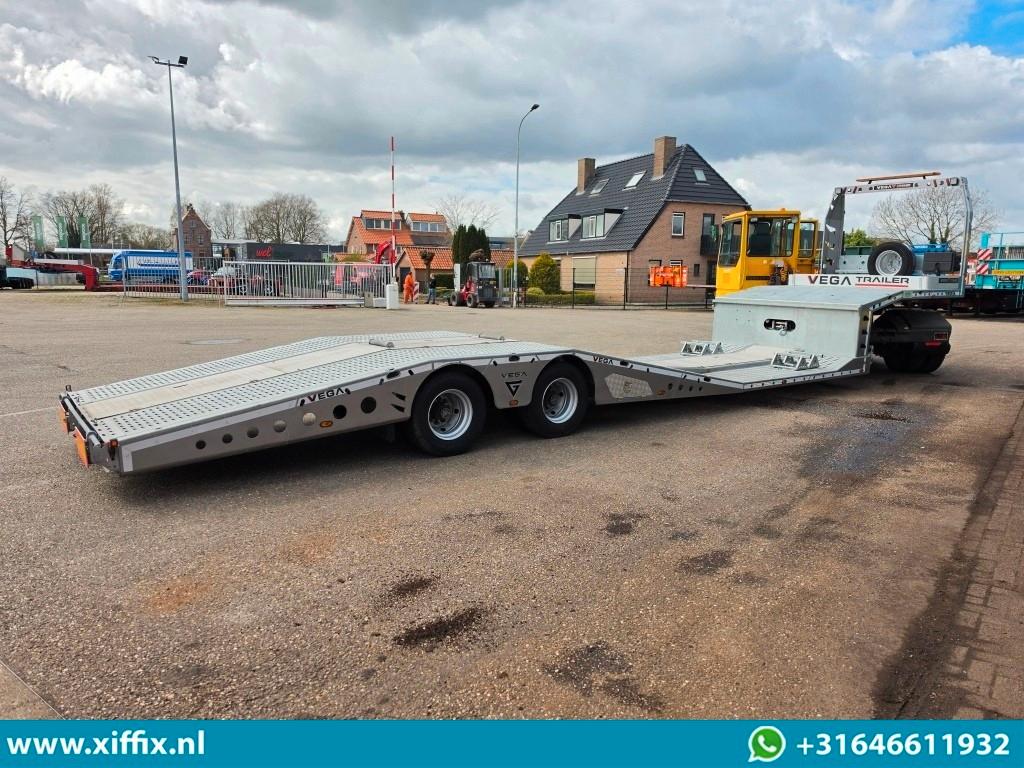 Andere Vega, 2-achs. Autotransporter