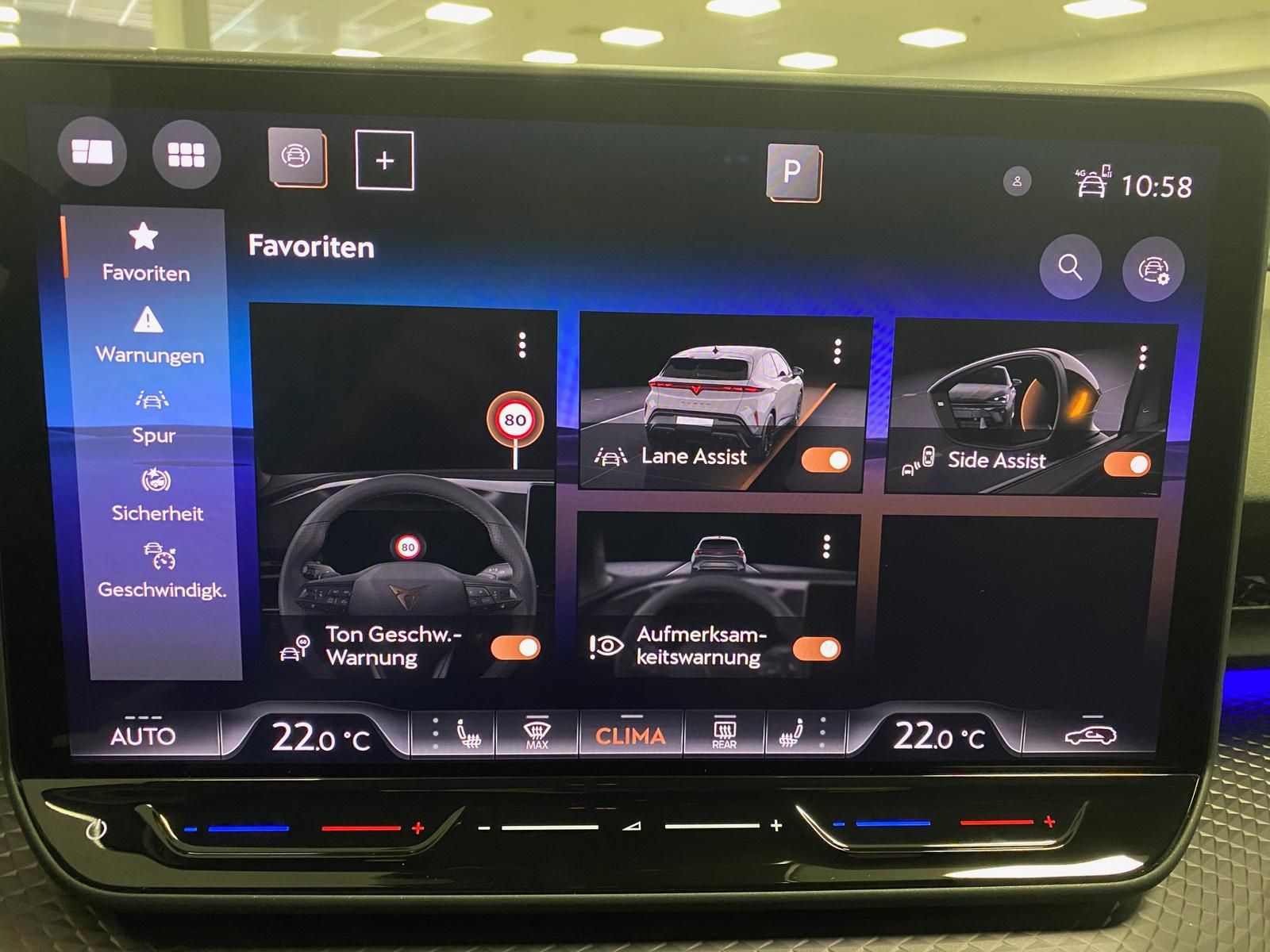 Fahrzeugabbildung CUPRA Raval VZ Extreme 226PS+360°+DCC+MATRIX+ACC+NAVI+