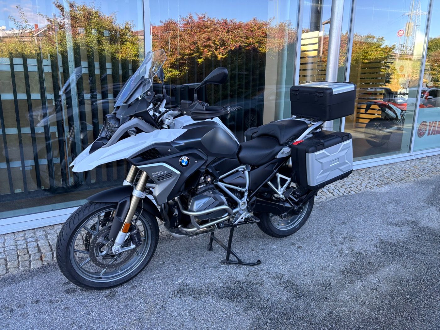 Fahrzeugabbildung BMW R 1250 GS Sitzheizung, 4 Pakete