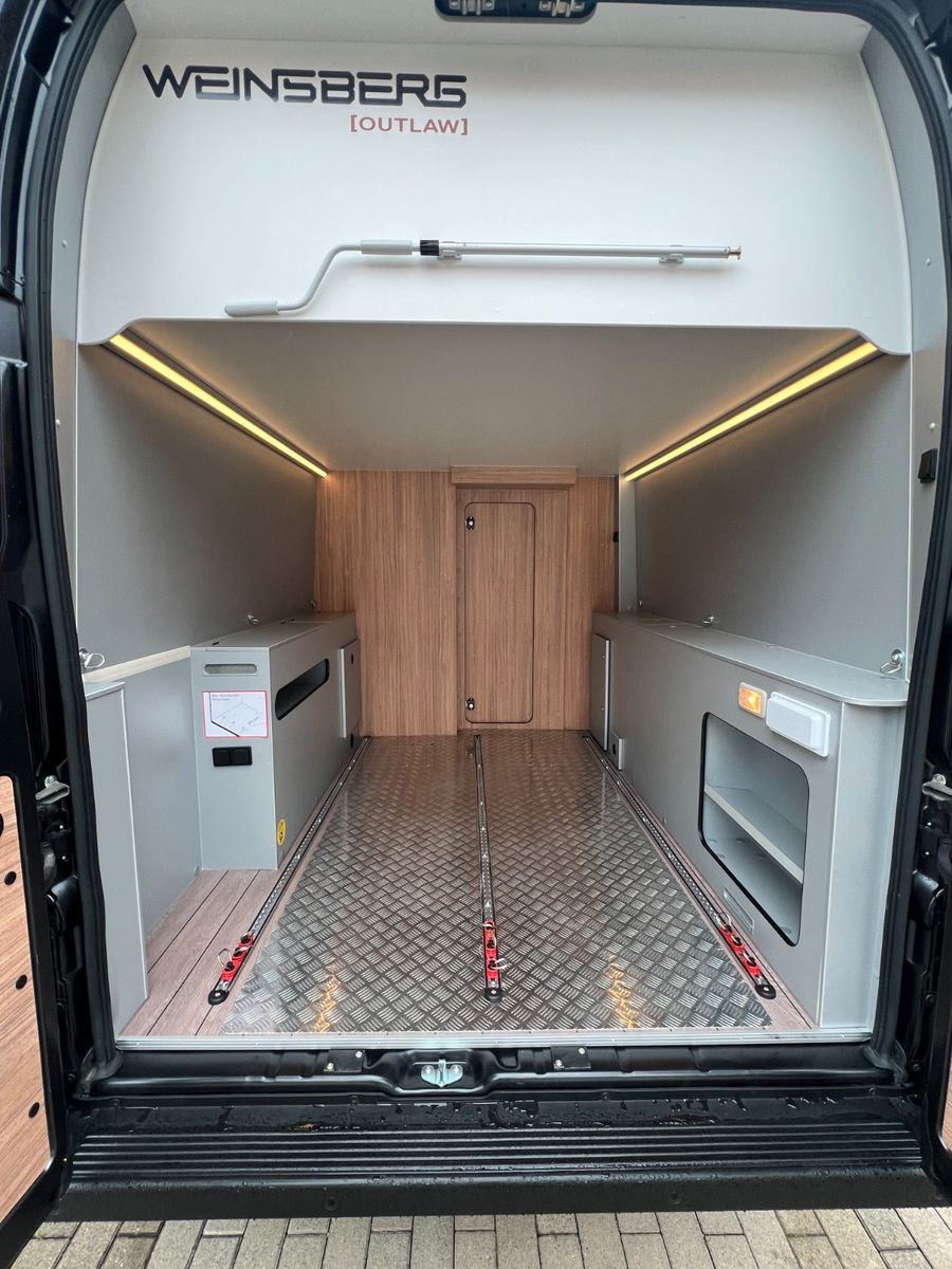 Fahrzeugabbildung Weinsberg CaraBus 630 MEG Outlaw Edition Fire