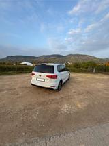 Volkswagen Touran 1.5 TSI DSG Highline R line AHK - VW Touran von privat