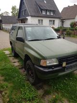 Opel Frontera 2,0 Sport A militär-grün - Opel Frontera: Sport