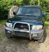 Mitsubishi Pajero 3.2 Di-D Automatik Stand... - gebrauchte Mitsubishi Pajero aus dem Jahr 2002