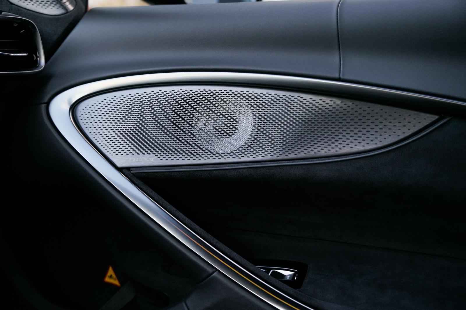McLaren Artura Performance I Lift I Black Pack