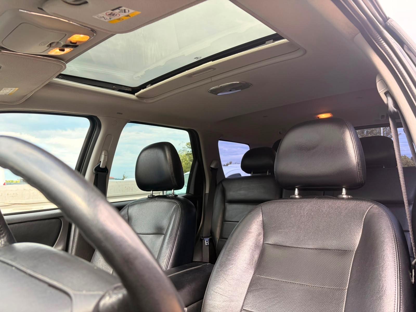 Ford Maverick 2004 — photo 8