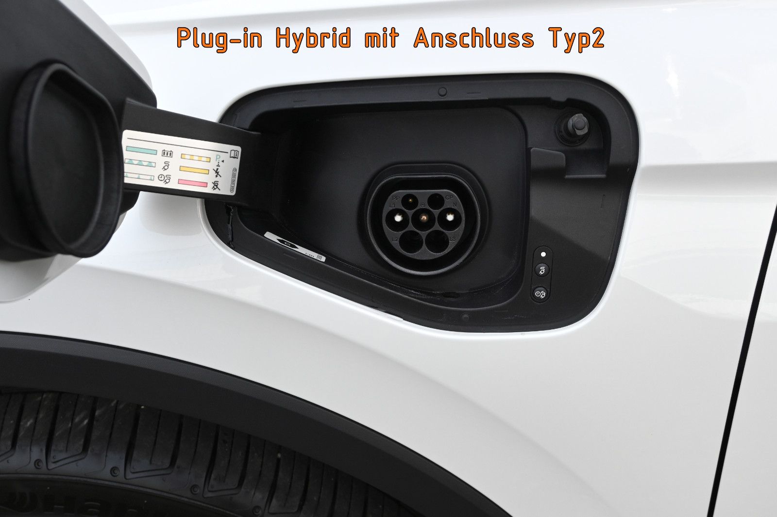 Fahrzeugabbildung Volkswagen Tiguan 1.4 eHybrid DSG Life °ACC°AHK°PANO°KAMERA