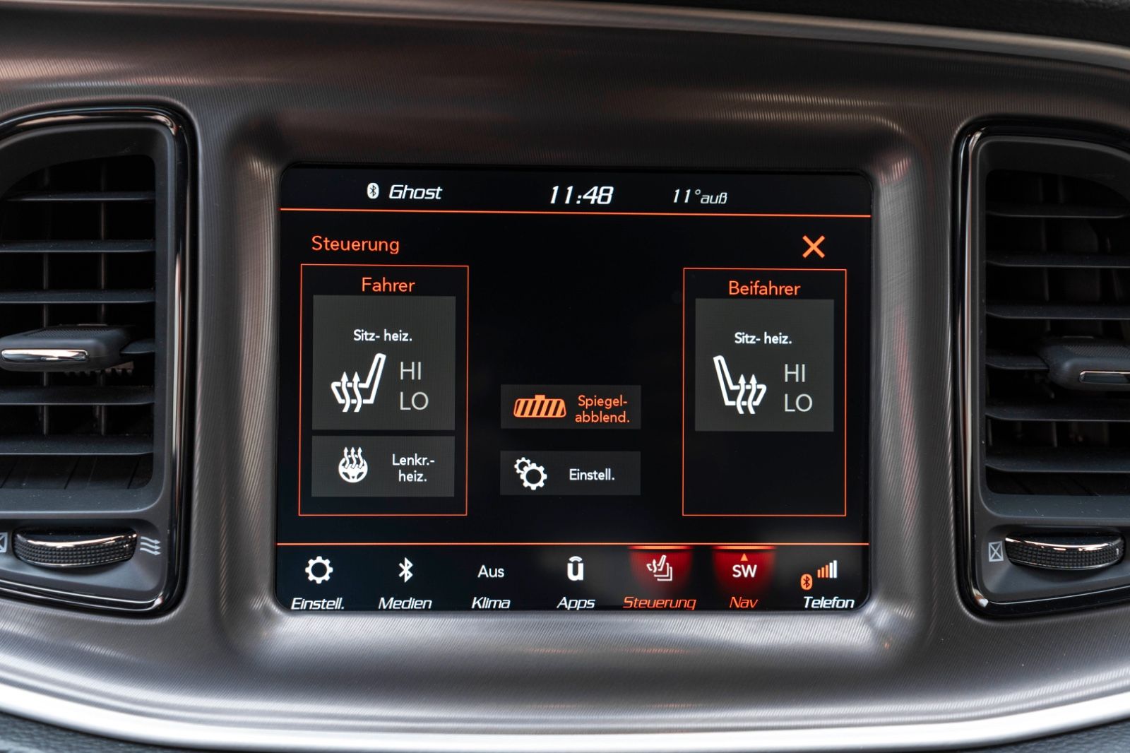 Fahrzeugabbildung Dodge Challenger 6,4L SCAT PACK ALPINE CARPLAY KAM