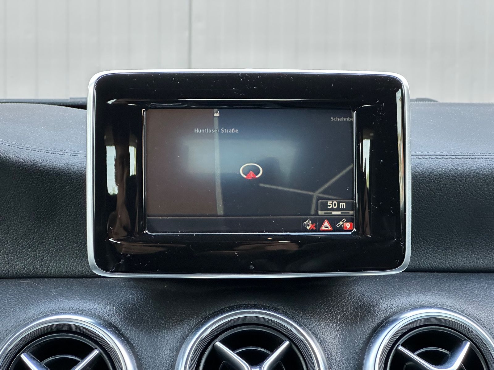 Fahrzeugabbildung Mercedes-Benz A 180 Limousine Style NAV+Bi-Xen+KLIMA+PDC+EU6
