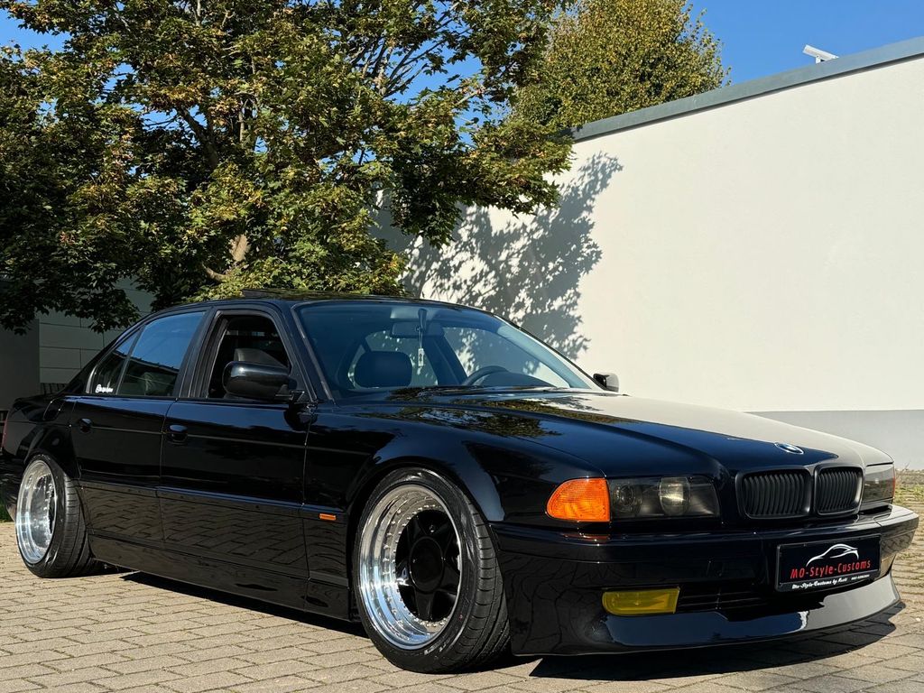 BMW 740