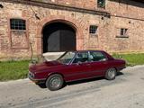 BMW 528 E12 Serie 1 - BMW: Serie1