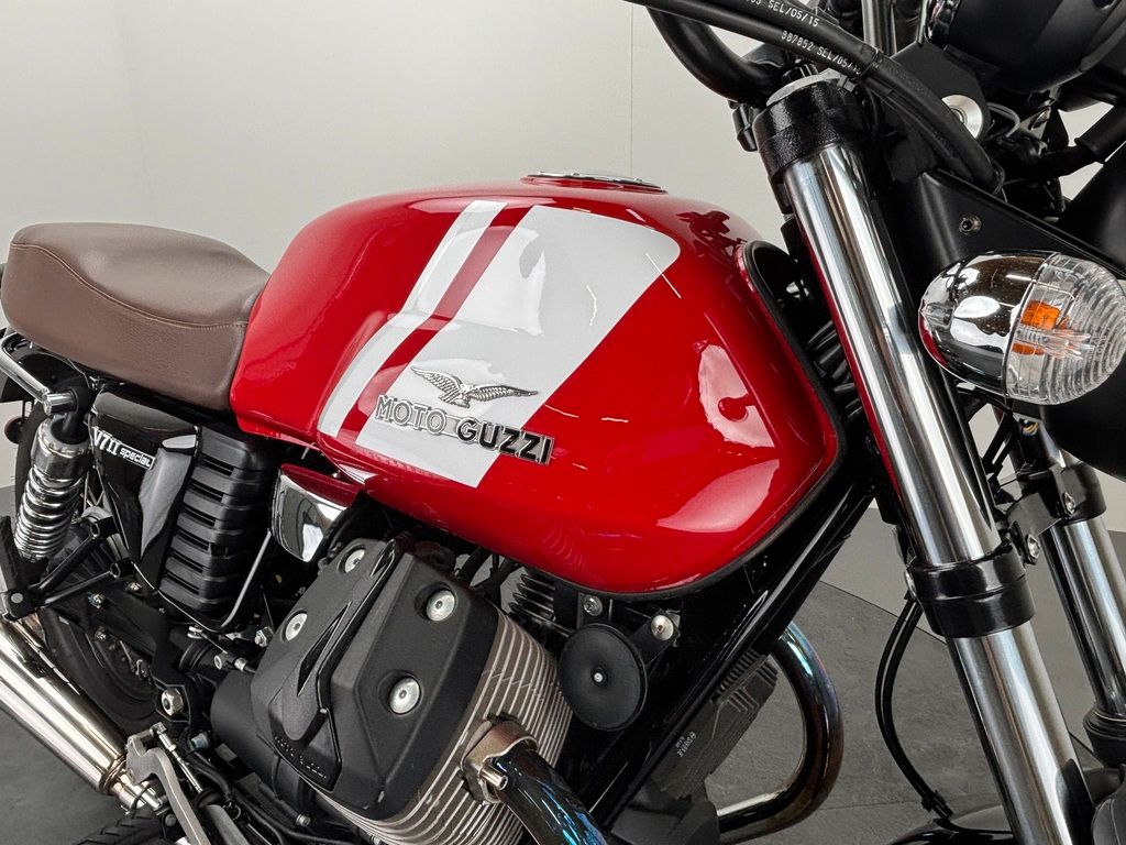 Fahrzeugabbildung Moto Guzzi V7 SPECIAL *MISTRAL-AUSPUFF *TOP-ZUSTAND