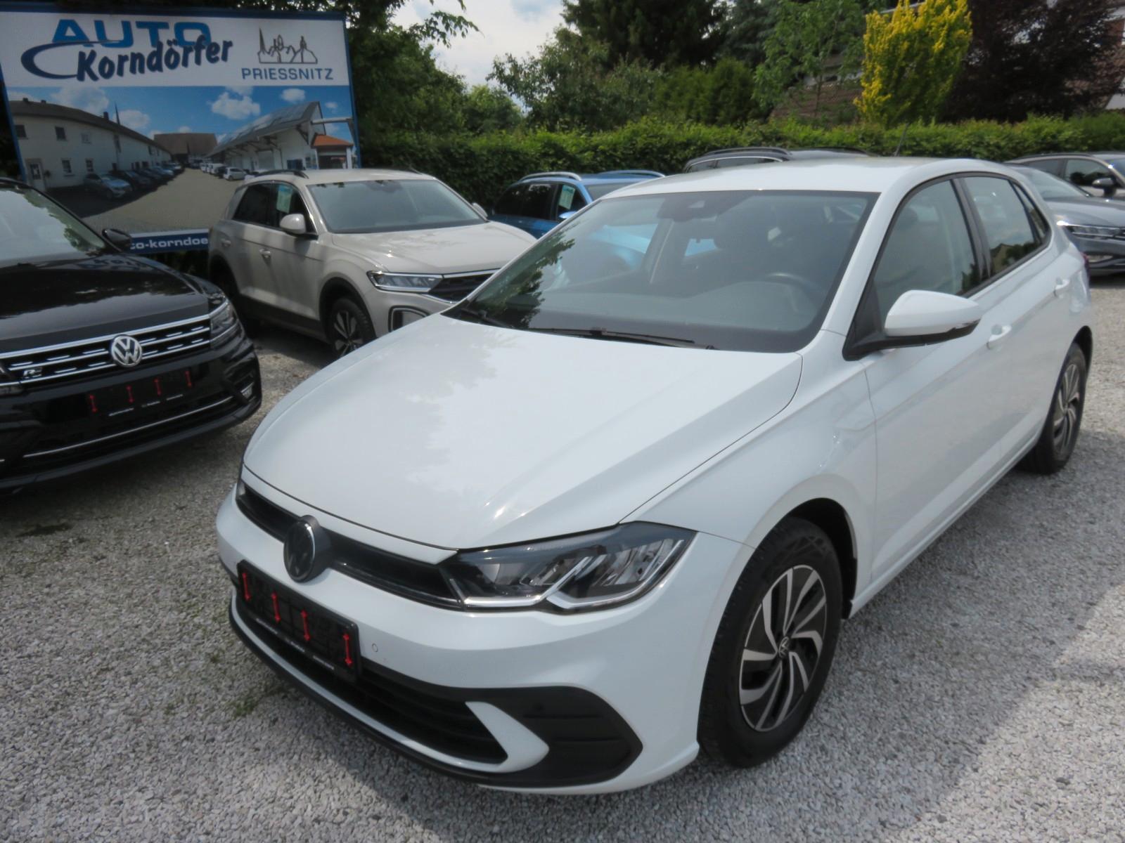 Volkswagen Polo VI Life DSG  IQ-Drive LED Navi SH PDC