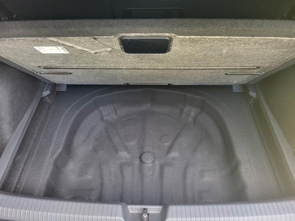 Volkswagen Golf TSI United 150PS 16"LM StdHz Navi AmbiL    