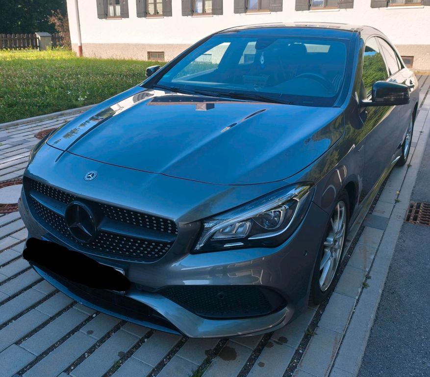 Image of Mercedes-Benz CLA 180
