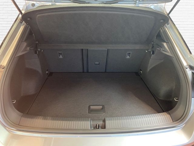Fahrzeugabbildung Volkswagen T-Roc R-Line 2.0 l TSI OPF 4MOTION 140 kW (190 P