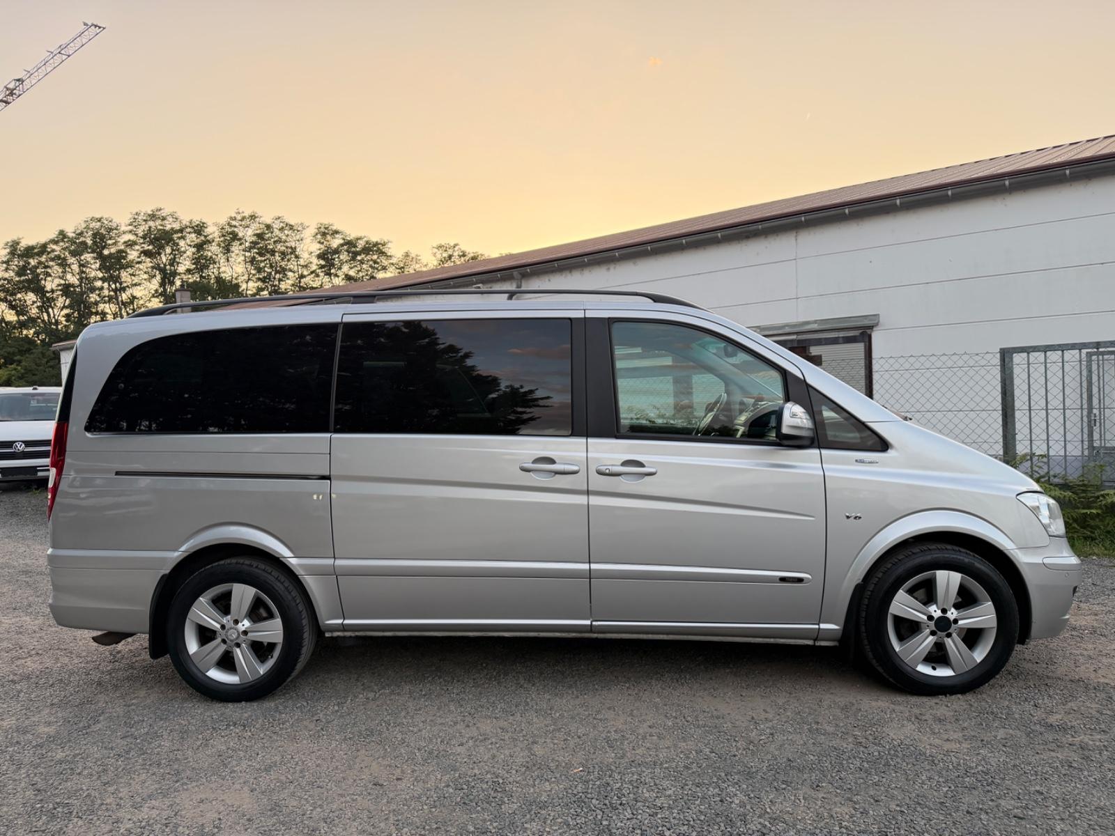 MERCEDES-BENZ VIANO 3.0 CDI LANG EDITION / AUT / ATTELAGE / STANDHZ / 1HAND | 224 ch | BVA | CAMÉRA DE RECUL! | CARNET D'ENTRETIEN! |