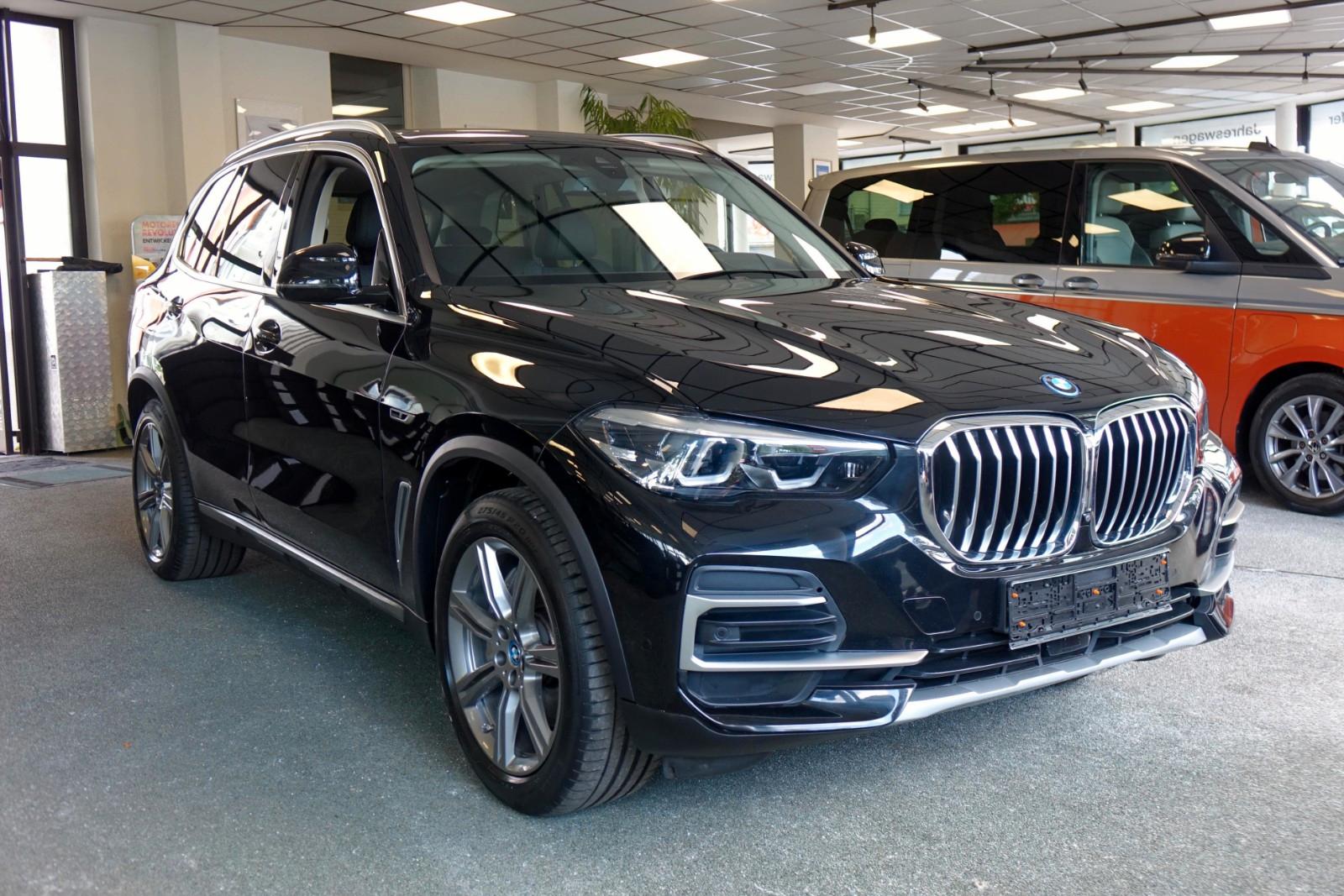 BMW X5 xDrive 45 e xLine +HUD+Pano+360+SHZ hint+ACC