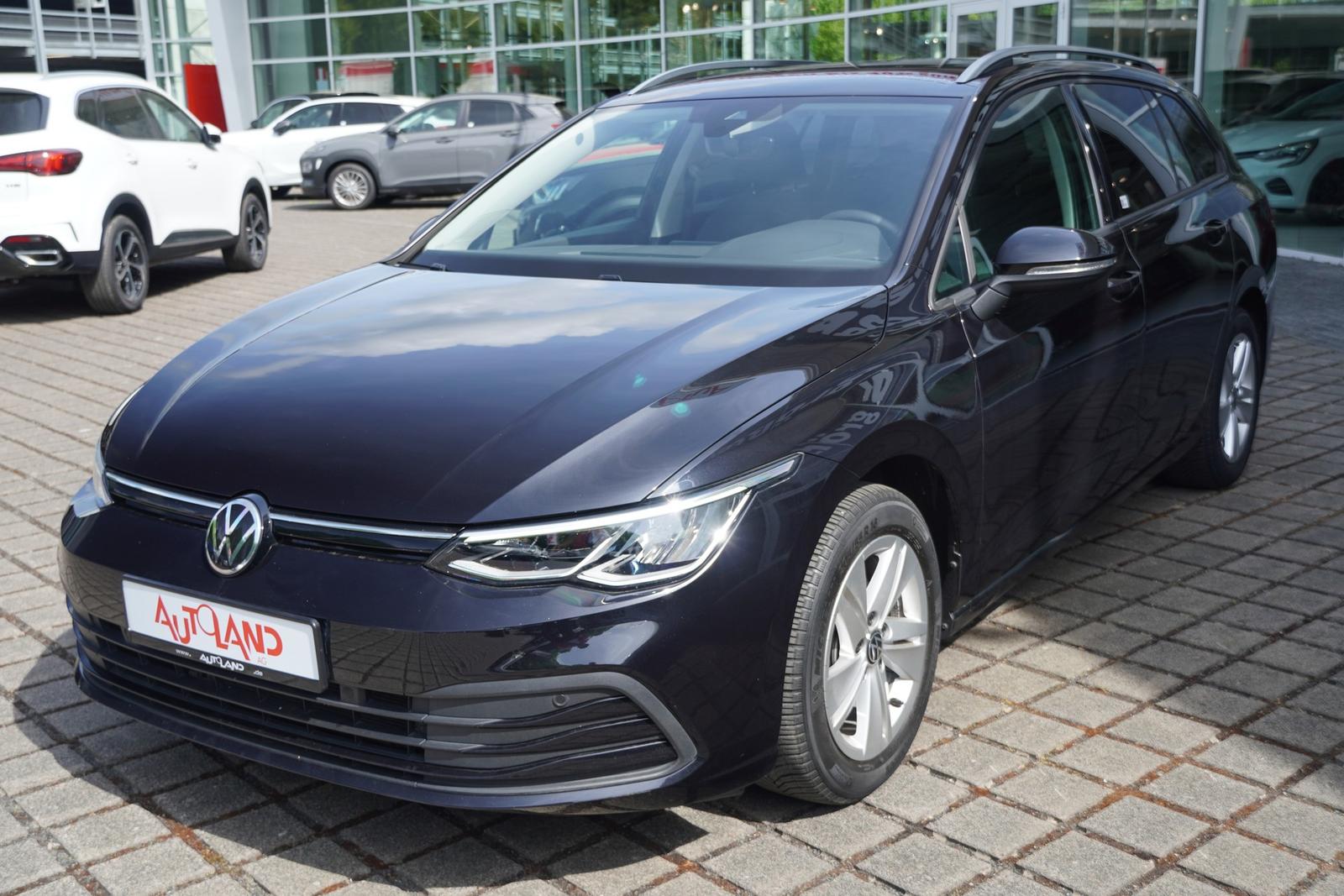 Volkswagen Golf Variant 1.0 eTSI DSG Life LED ACC AHK Navi