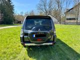 Mitsubishi Pajero 3,2 DI-D 4WD Automatik TÜV NEU / Standh - Mitsubishi Pajero mit Panoramadach