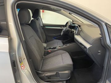 Volkswagen Golf - 12