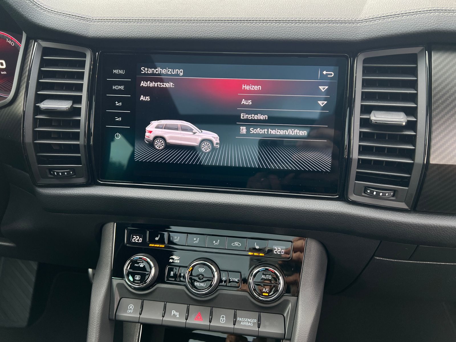Fahrzeugabbildung SKODA Kodiaq Sportline 2.0 TDI DSG 4x4 *AHK,Pano,Stand