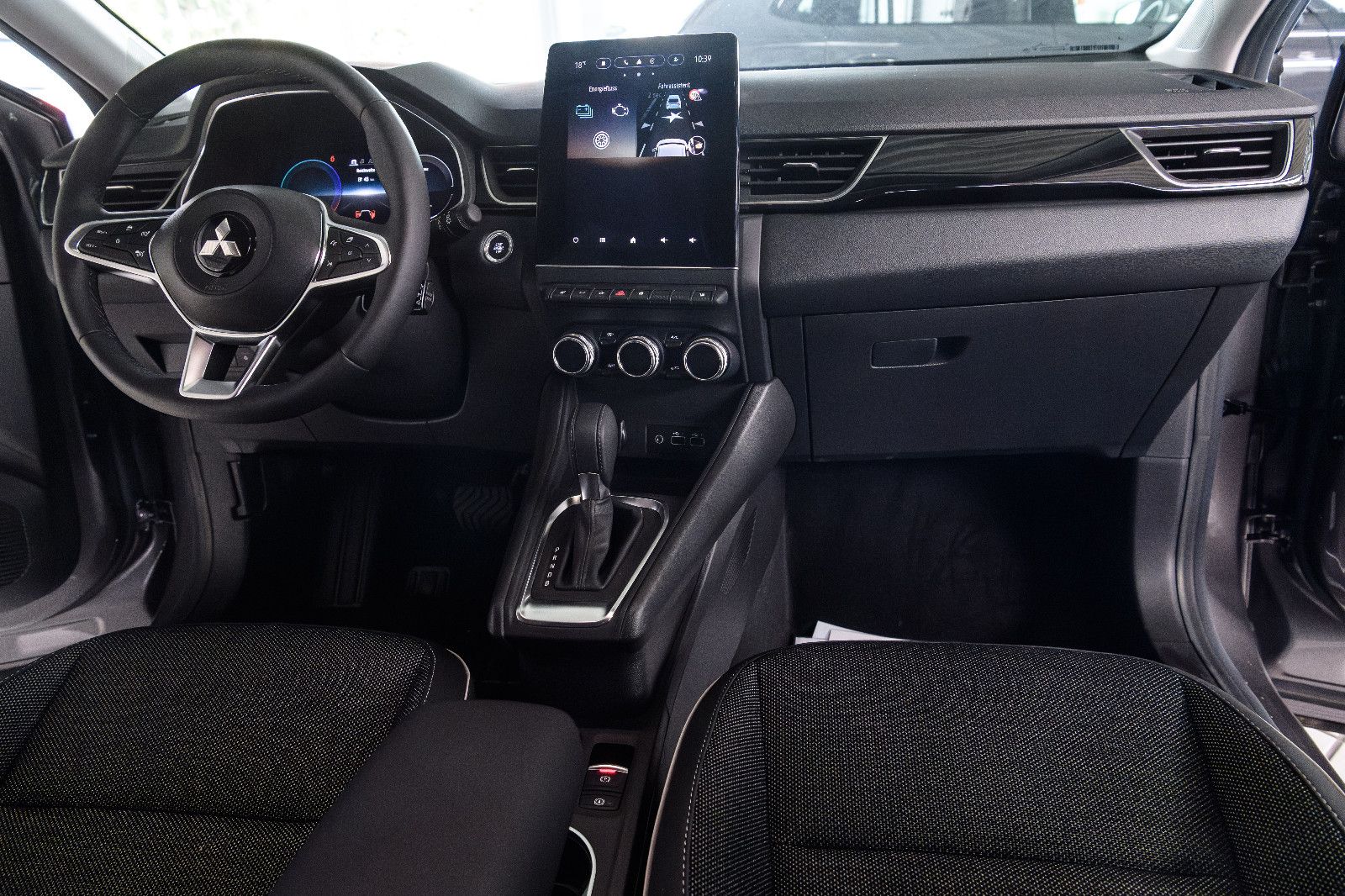 Fahrzeugabbildung Mitsubishi ASX 1.6 Intro Edition PHEV +LED+RFK+NAVI+SHZ+