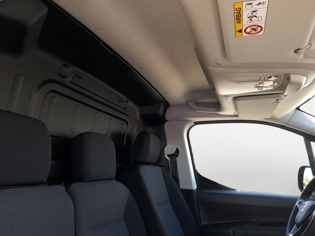 Fahrzeugabbildung Opel Combo Cargo 1.2 DIT Edition Klima & Holzboden