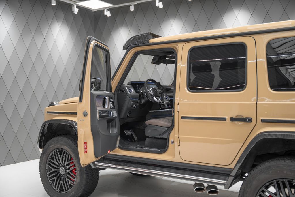 G 63 AMG 4×4² SAND / BEIGE WARRANTY - Bild 12