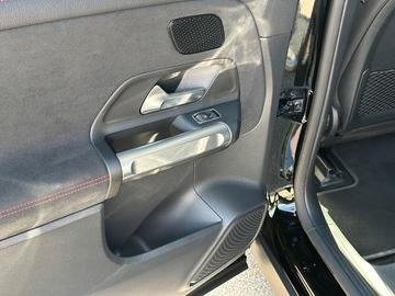 2022 Mercedes-BENZ EQB — миниатюра 13