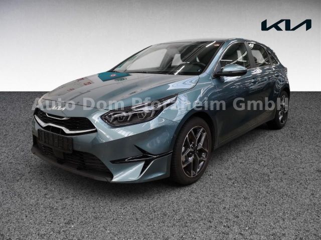 Kia Ceed 1.5T DCT7 SPIRIT /TECHNOLOGIE/NAVI/UVO