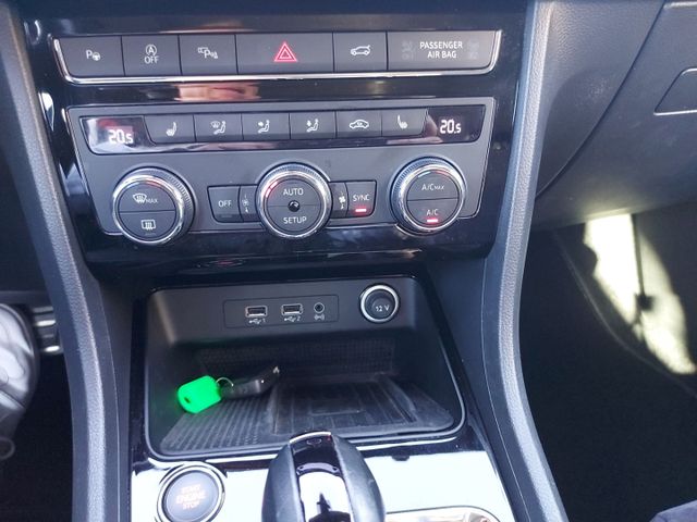 Ateca 4Drive AHK Navi Soundsystem 360 Kamera LED