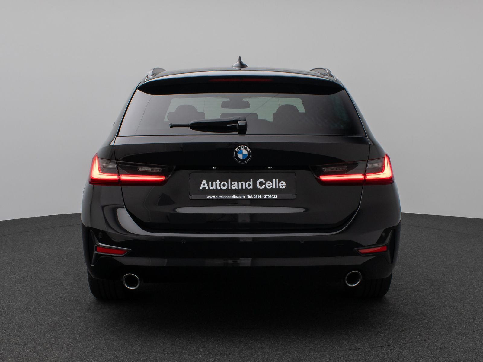 Fahrzeugabbildung BMW 320d Panorama HiFi PDC LED Geschwindigkeitsreg