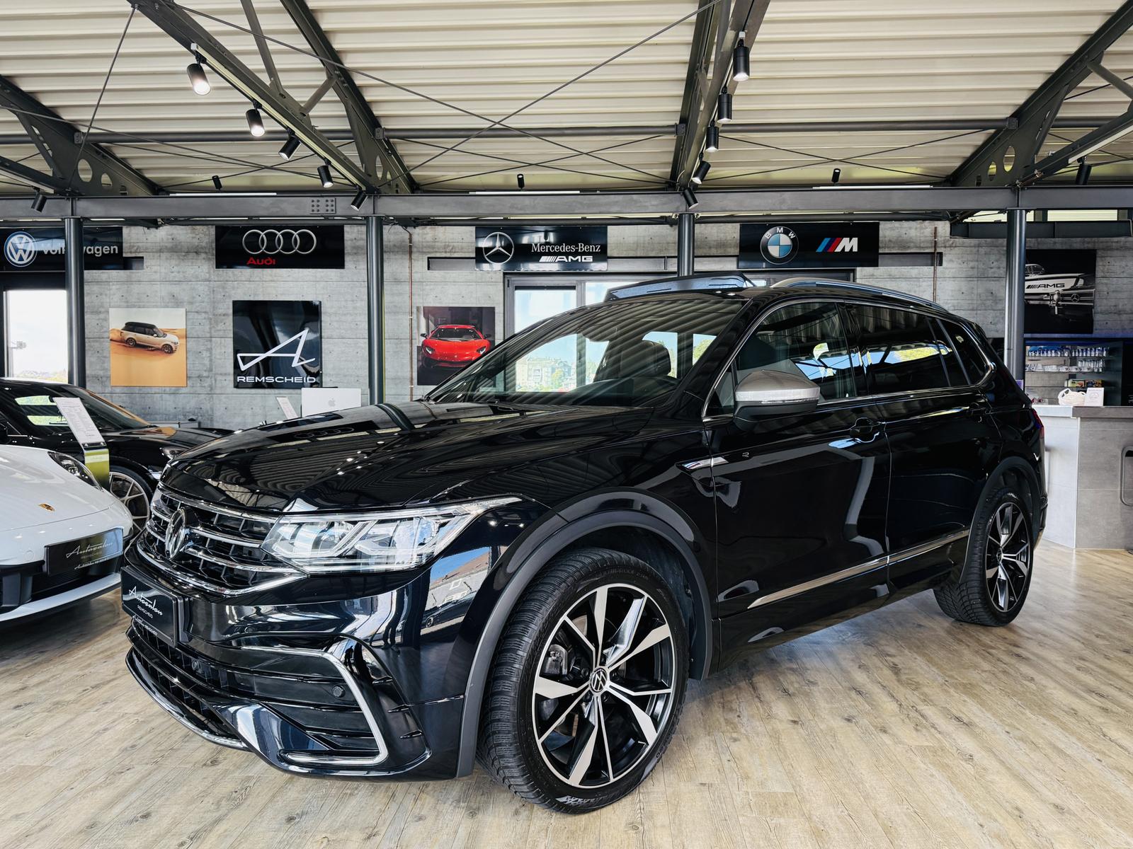 Volkswagen Tiguan Allspace R-Line 4Motion*7-SITZER*PANO*ACC