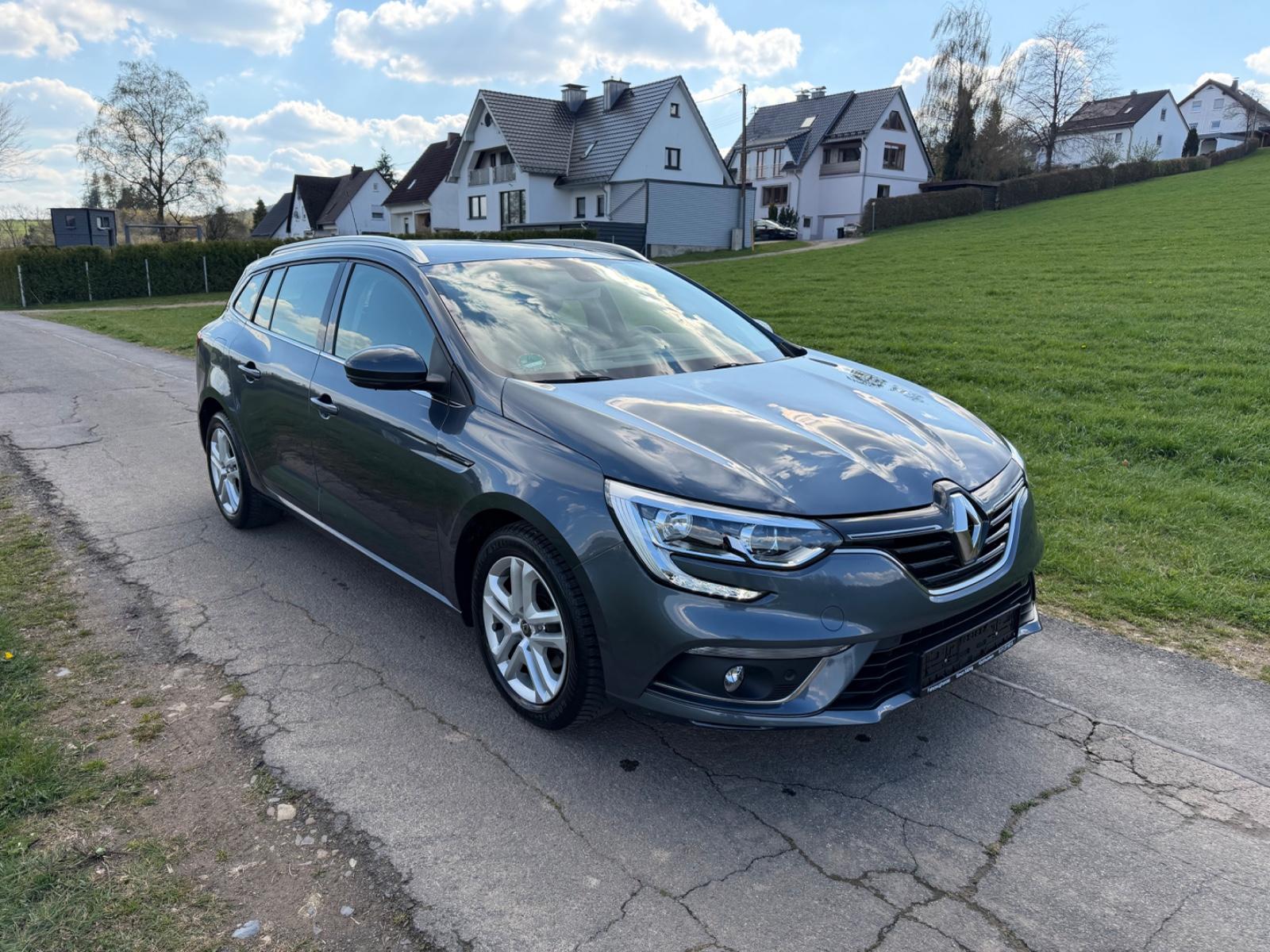 Renault Megane IV Grandtour Business Edition, миниатюра 11