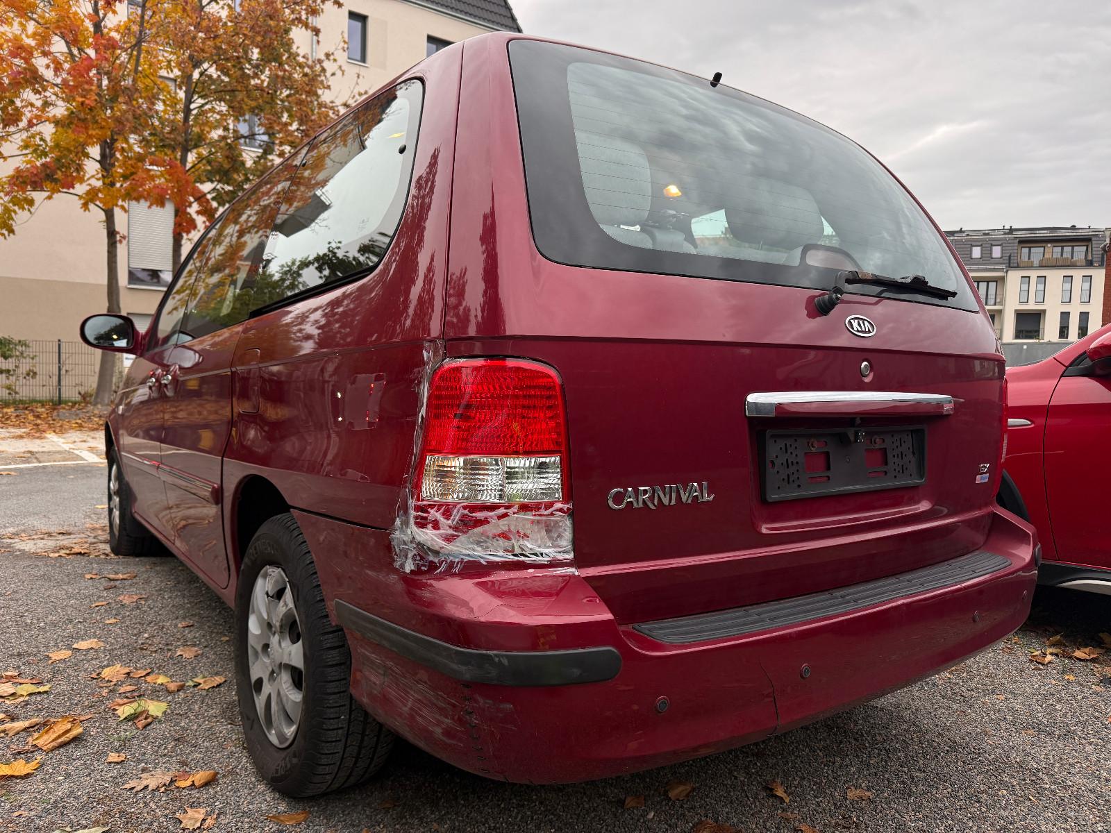 Kia Carnival 2006 — photo 20
