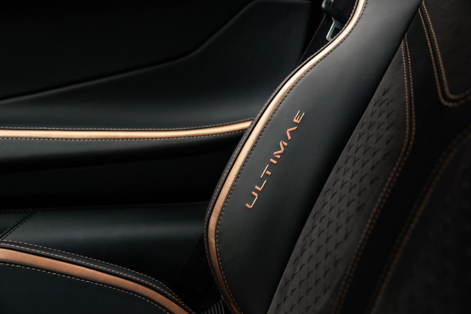 Fahrzeugabbildung Lamborghini Aventador Ultimae/KAMERA/CARBON/GARANTIE 05/27