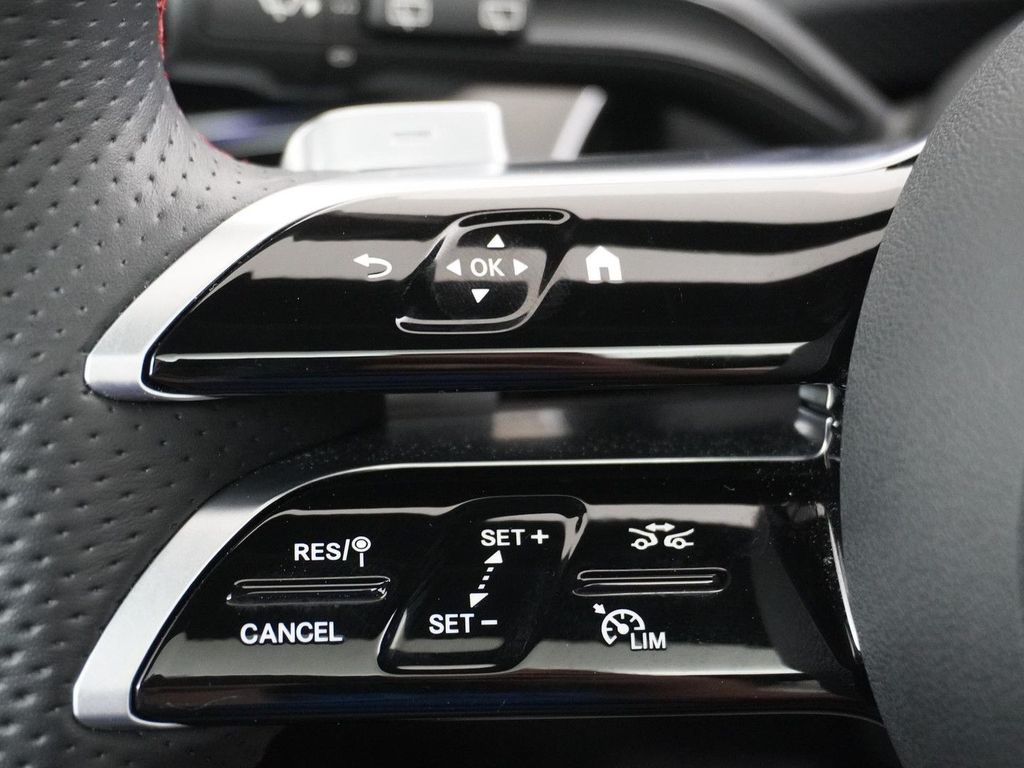 Mercedes-Benz A 180 Star Edition AMG Line | Panorama - Schiebe