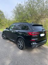 BMW X5 xDrive30d - M Paket, Headup,Panorama,Keyless - BMW X5 in Köln