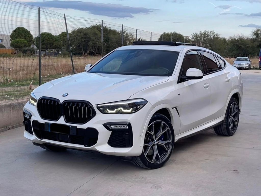 Image of BMW X6