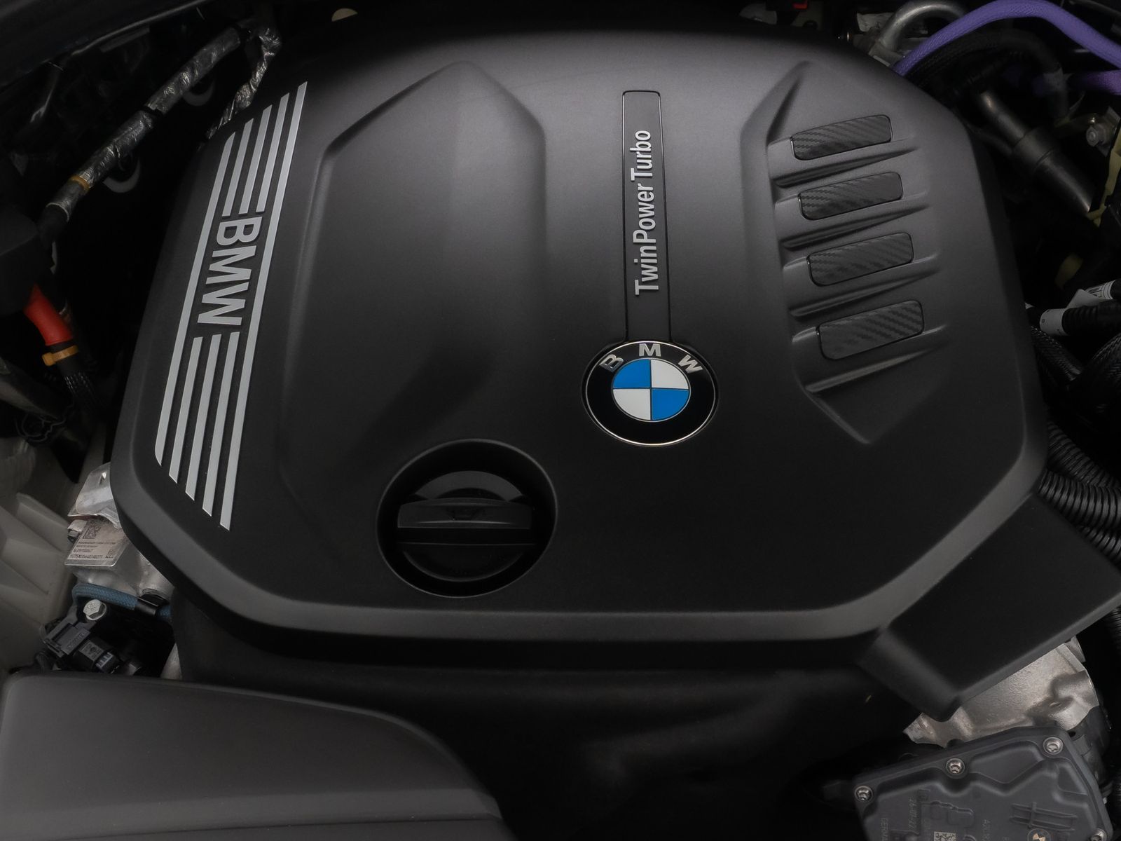 Fahrzeugabbildung BMW 320d Kamera DAB HiFi Panorama Sportsitz Leder