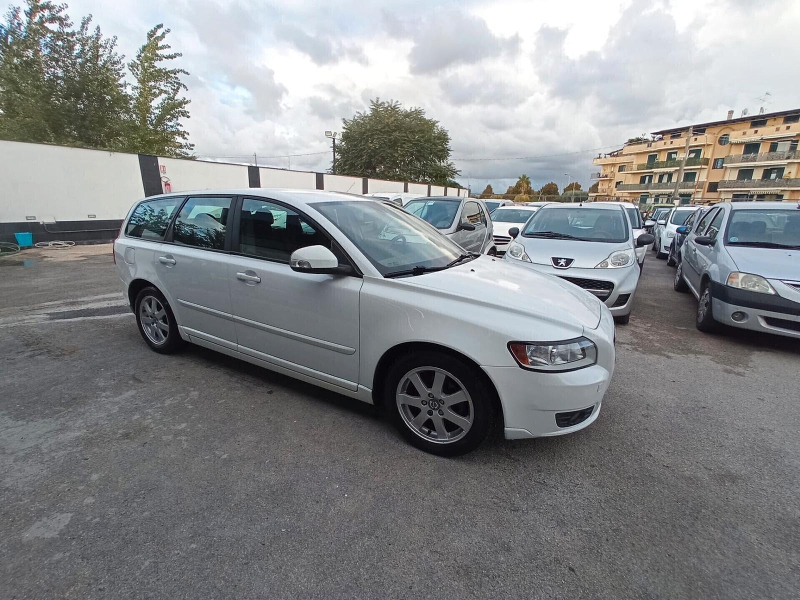 VOLVO V50 - 1.6 DIESEL - 114 CV - BVM