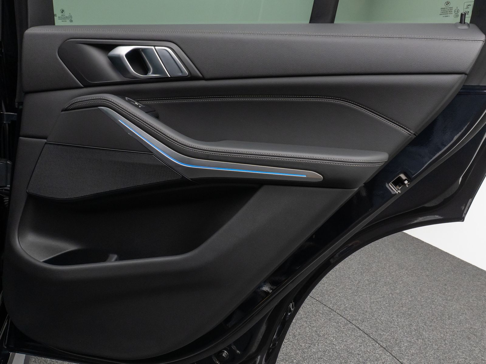 Fahrzeugabbildung BMW X5 xD45e M Sport Laser 360°HUD DAB HiFi SoftClos