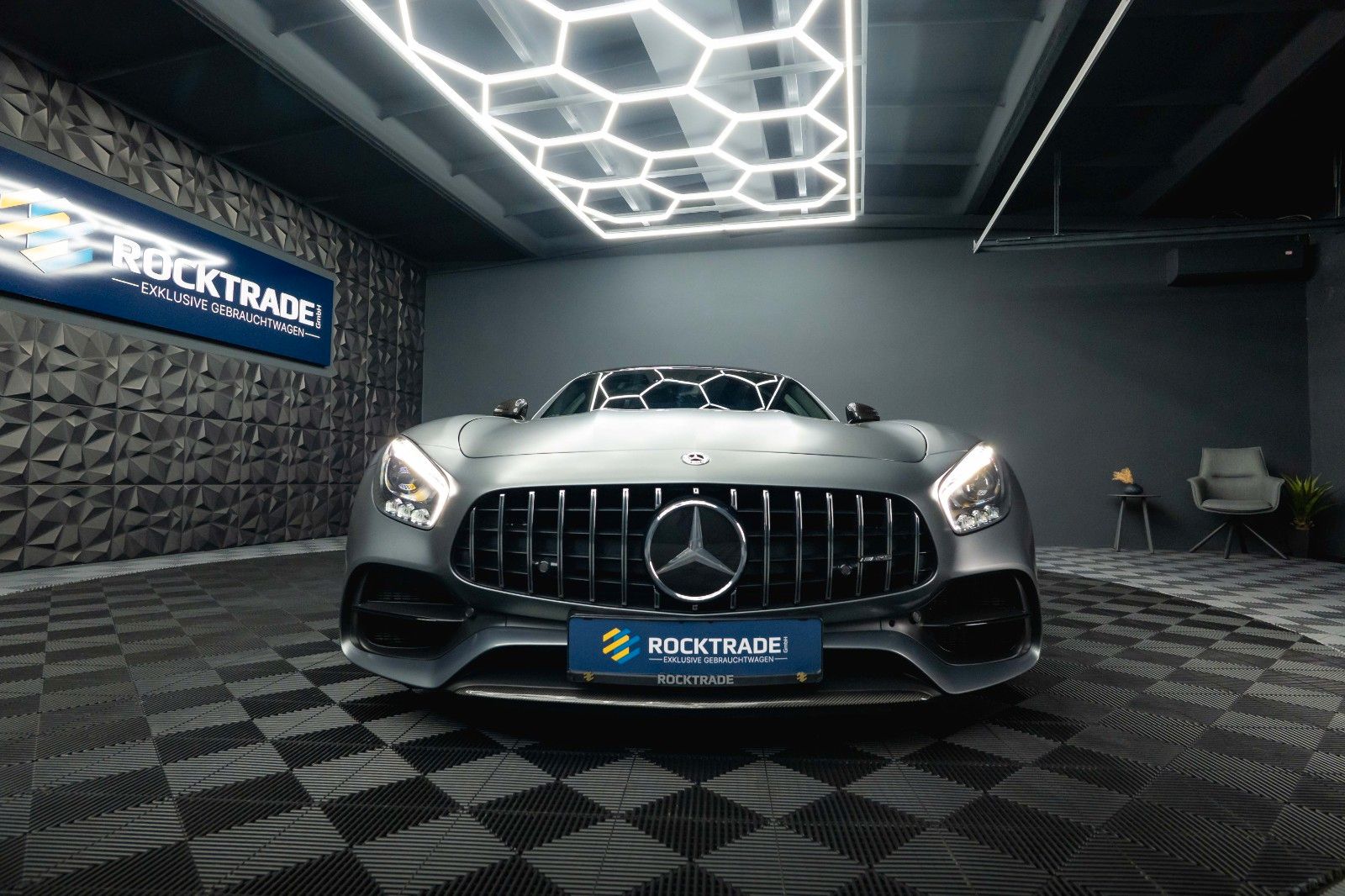 Fahrzeugabbildung Mercedes-Benz AMG GT C Performance Carbon *Burmester*Pano*LED*