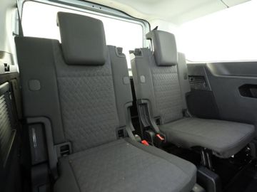 Volkswagen Caddy Maxi eHYBRID DSG NAV ACC APP KAMERA 7SITZ